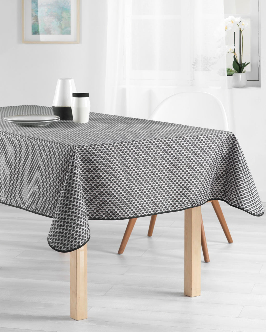 Éventail Infini Noir – Nappe anti-tache dès 12 €